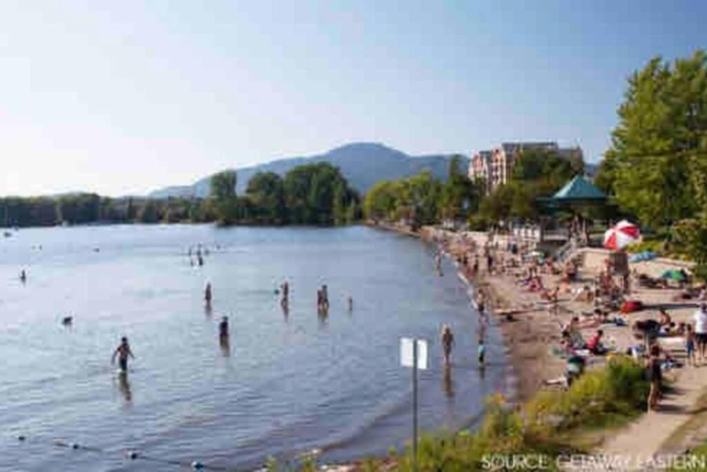 Le Paréo Club Azur Plage Memphrémagog Extérieur photo