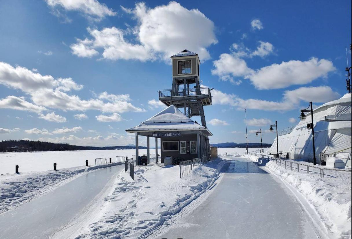 Le Paréo Club Azur Plage Memphrémagog Extérieur photo